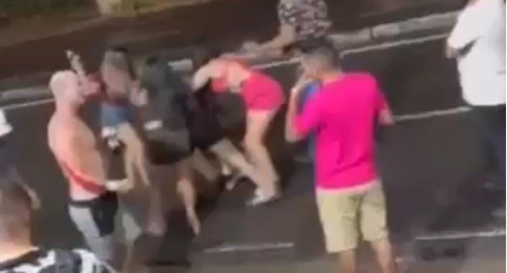 “Te pego na saída”