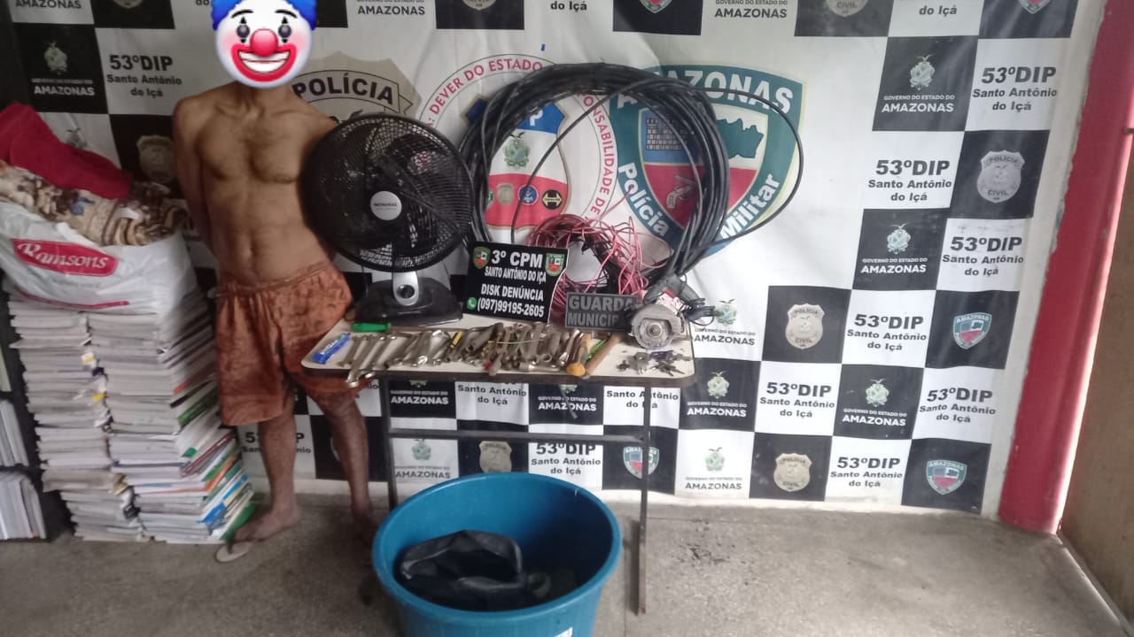 HOMEM E PRESO POR DIVERSAS PRATICAS DE FURTOS EM SANTO ANTÔNIO DO IÇÁ