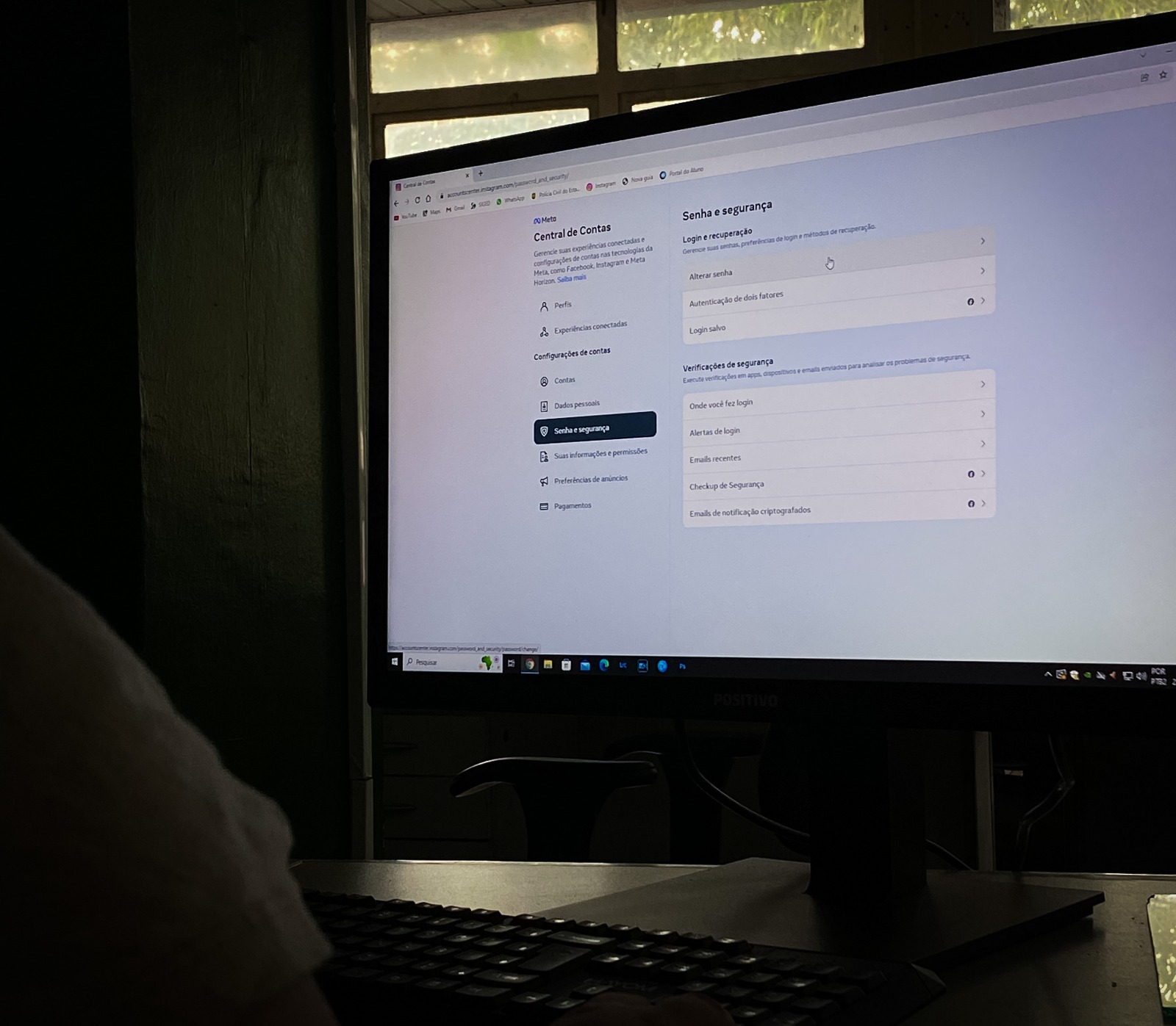 Polícia Civil do Amazonas esclarece o golpe do Instagram hackeado e como proceder diante do ocorrido