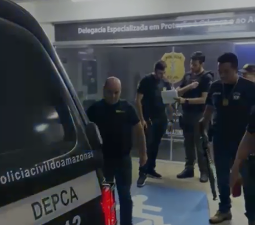 Vídeo: Polícia Civil-AM prende homem condenado por estupro de vulnerável contra duas irmãs gêmeas, ex-enteadas do autor