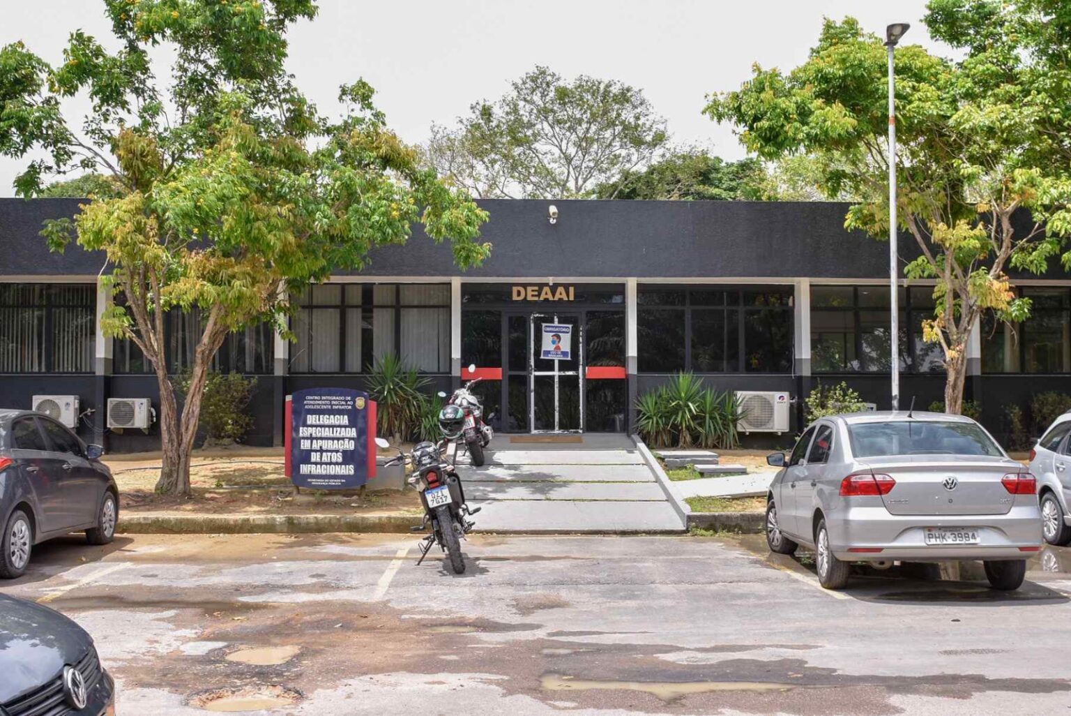 PC-AM apreende adolescente por ato infracional análogo aos crimes de lesão corporal e ameaça contra sua genitora