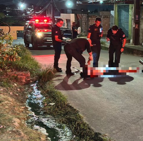 Vídeos: Assaltantes são Mortos por ‘Justiceiro’ no bairro Grande Vitória, em Manaus