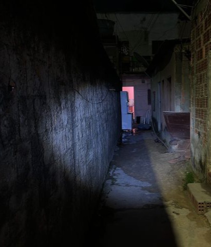 Homem tem casa invadida e é mortos a tiros no bairro Parque dez, em Manaus