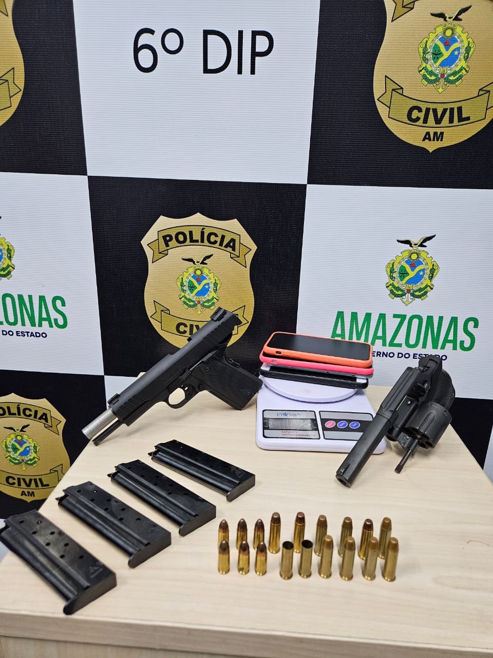 Em Manaus, Polícia Civil prende foragido da Justiça do Pará com armas de fogo e munições