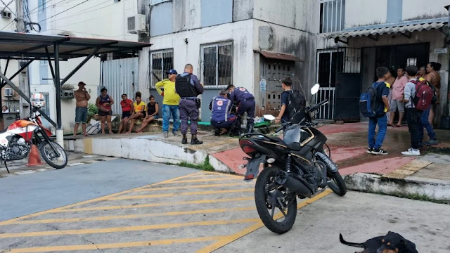 Homem é morto a tiros e mulher grávida é atingida na zona norte de Manaus