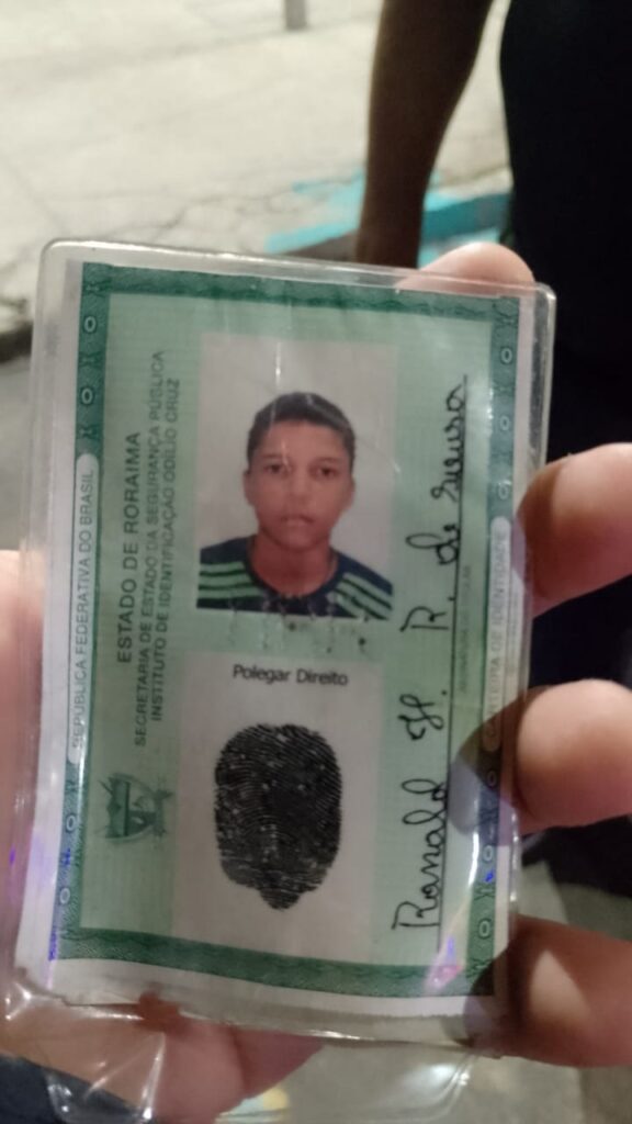 Imagens fortes: Jovem é executado a tiros no bairro Jorge Teixeira, em Manaus