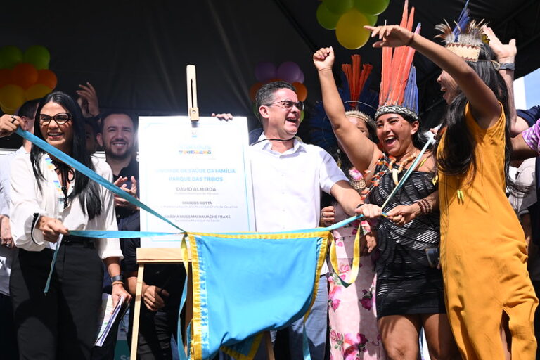 Prefeitura de Manaus tem ajuste em PL de empréstimo aprovado pela CMM. R$ 580 milhões financiarão novos investimentos na cidade