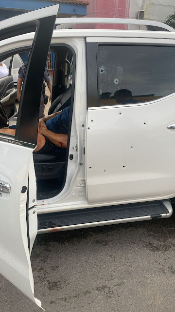 Tenente da PM cai em emboscada e carro é metralhado por criminosos em Manaus