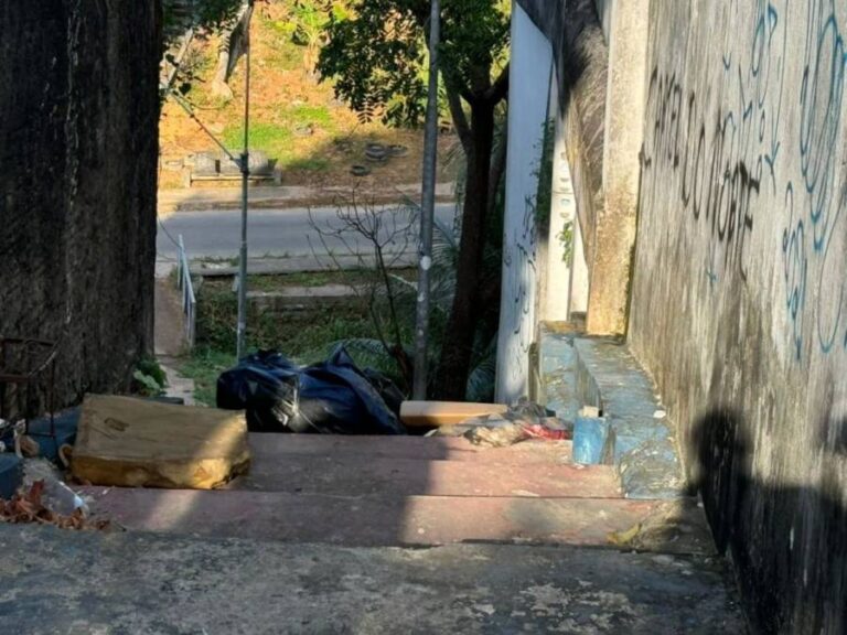 Corpo enrolado em saco plástico é encontrado na Zona Oeste de Manaus