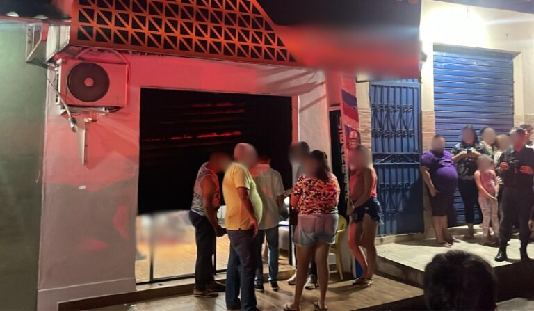 Em Manaus: Homem é morto a tiros dentro de barbearia no bairro Novo Aleixo