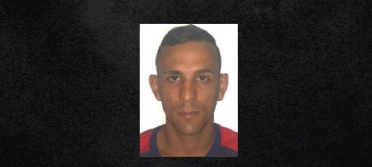 Foragido ataca jovem com garrafa e canivete após rejeição em Presidente Figueiredo