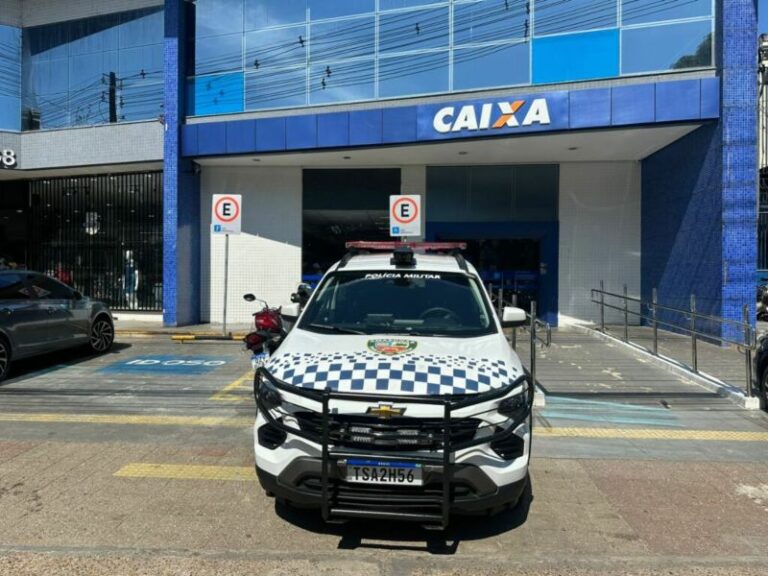 Casal é preso ao tentar aplicar golpe em aposentada na saída de banco em Manaus