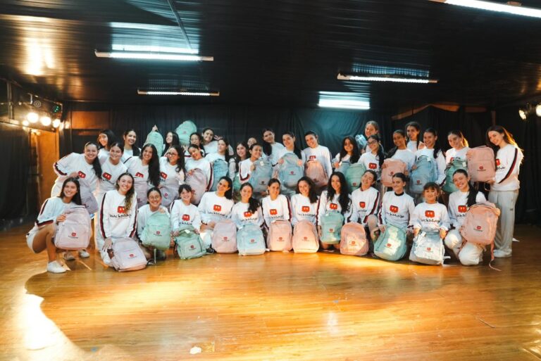Bailarinas de Manaus vão se apresentar na Disney, Universal Studios e jogo da NBA nos Estados Unidos