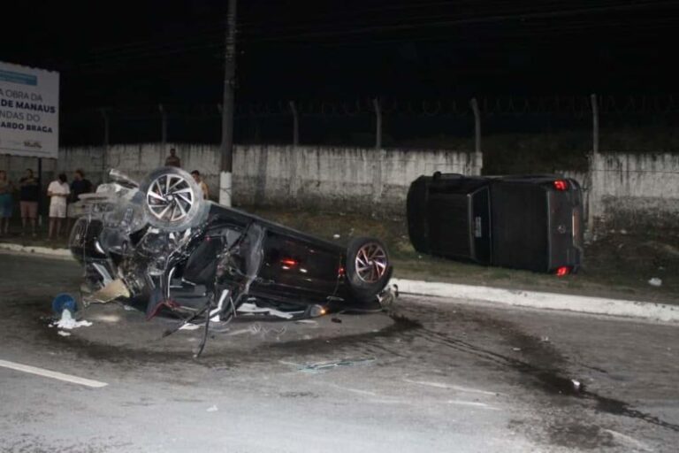 Polícia investiga suspeita de racha em acidente que deixou dois mortos e sete feridos em Manaus