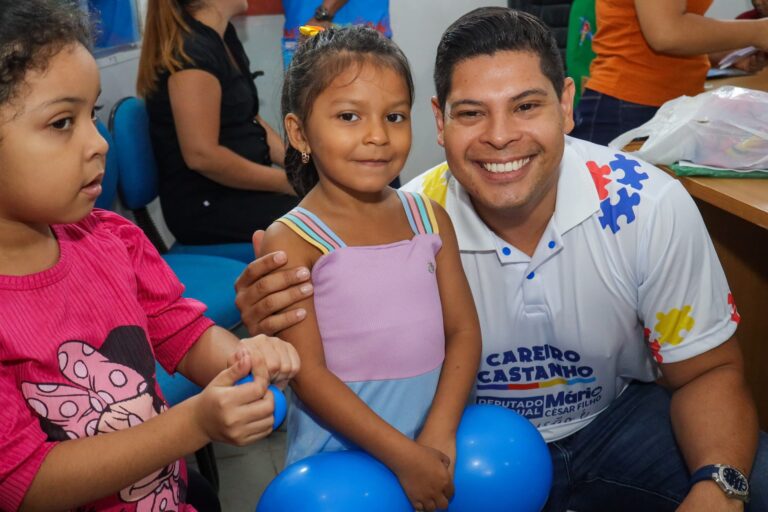 Deputado estadual Mário César Filho leva ação ‘Laudo Azul’ para crianças no Careiro Castanho