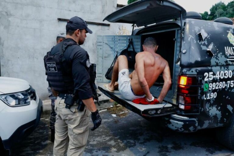 Operação prende 45 foragidos por roubo em três dias no Amazonas