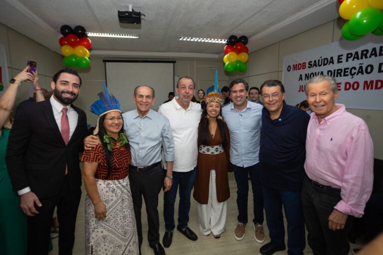 Eduardo Braga reúne lideranças nacionais e anuncia novas filiações ao MDB no Amazonas