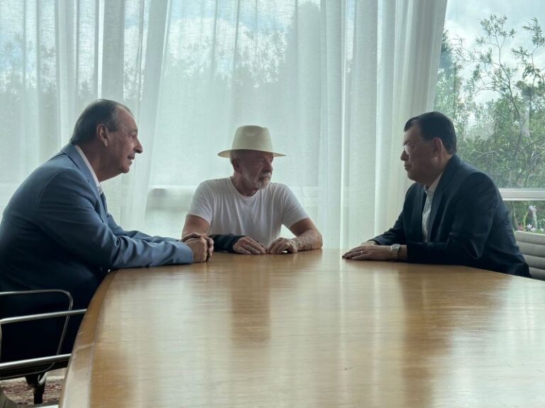 Após reunião com senadores, presidente Lula projeta vinda ao Amazonas com entregas e avanço da BR-319